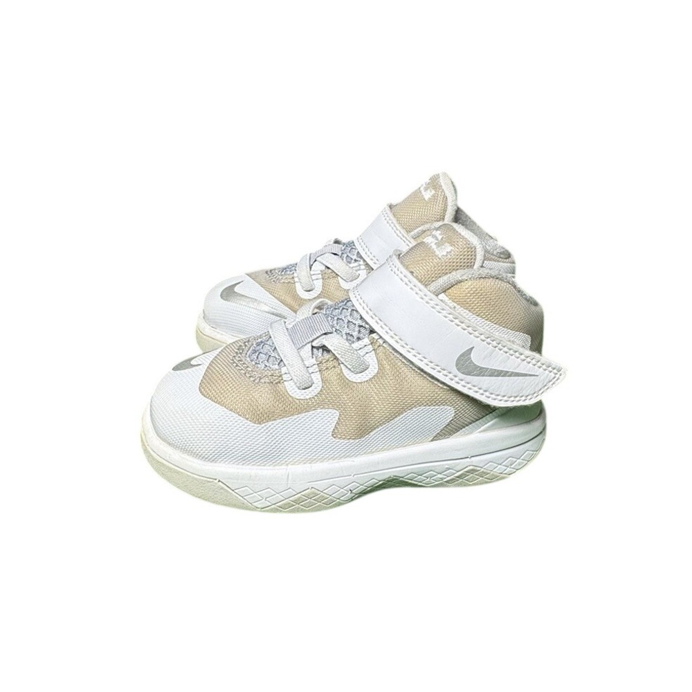 Nike Lebron Soldier 8 Triple White 653647-100 Toddler Boy Size 7C Kicks